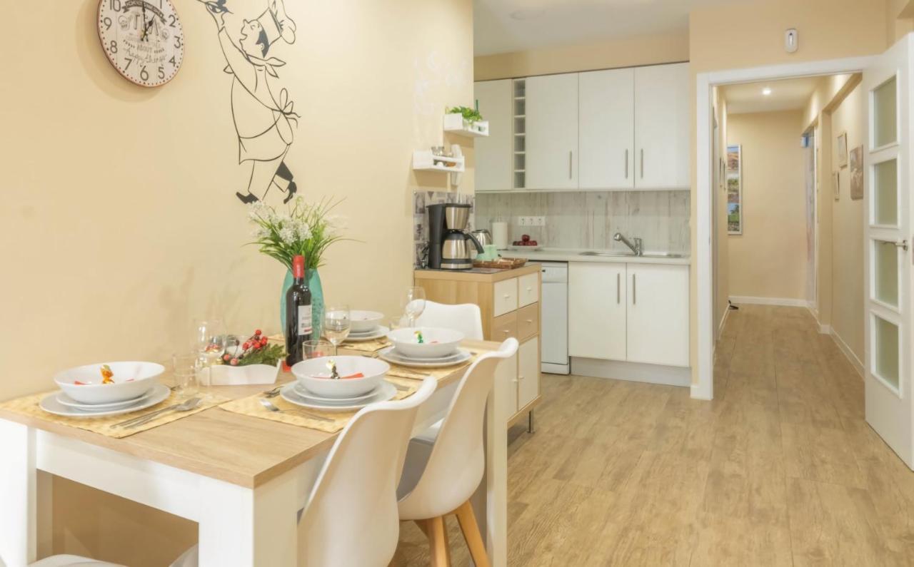 Apartamento Juani Centro Parking Y Wifi Gratis Córdoba Eksteriør bilde